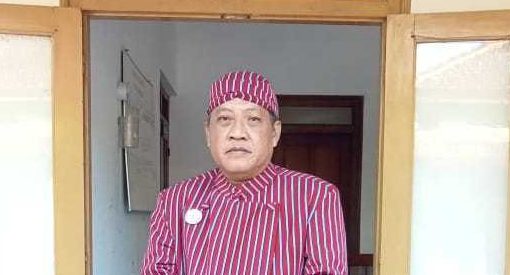 Bapak Camat Jatinom Herlambang Juga Melestarikan Lurik Klaten